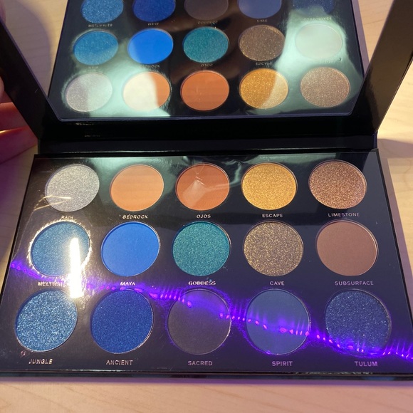 HIPDOT- CENOTE pressed eyeshadow palette - Picture 5 of 6